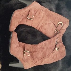 Bumper 3/4 Semi Suede Boot with buckle